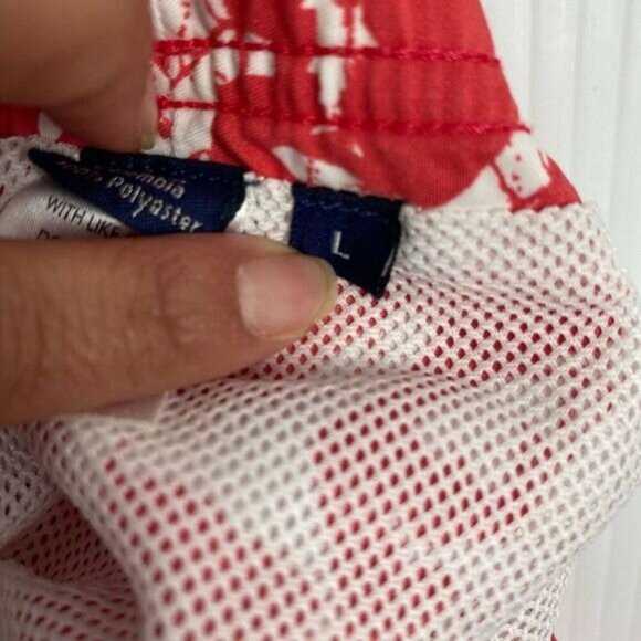 Vineyard Vines Men's size Large Red Bathing Suit Shorts Liner Bonefish Pockets - Picture 3 of 16